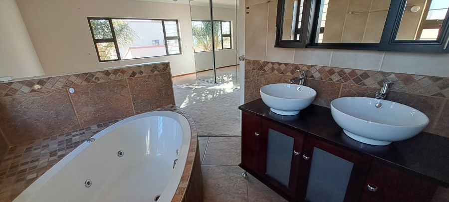 3 Bedroom Property for Sale in Hospitaalheuwel Free State